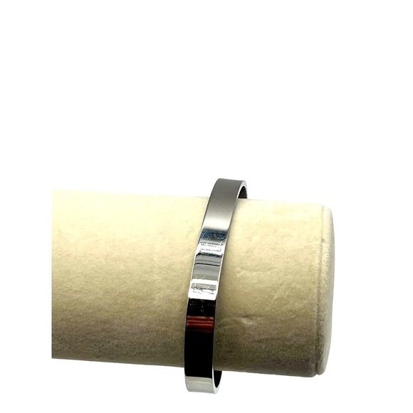 Vintage-Inspired Silver-Tone Necklace & Cuff Bracelet Set - Picture 6 of 8